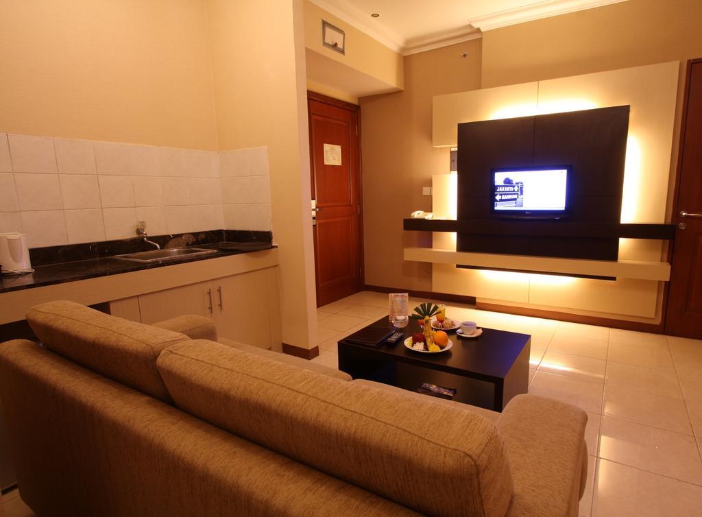 בנדונג Grand Setiabudi Hotel מראה חיצוני תמונה