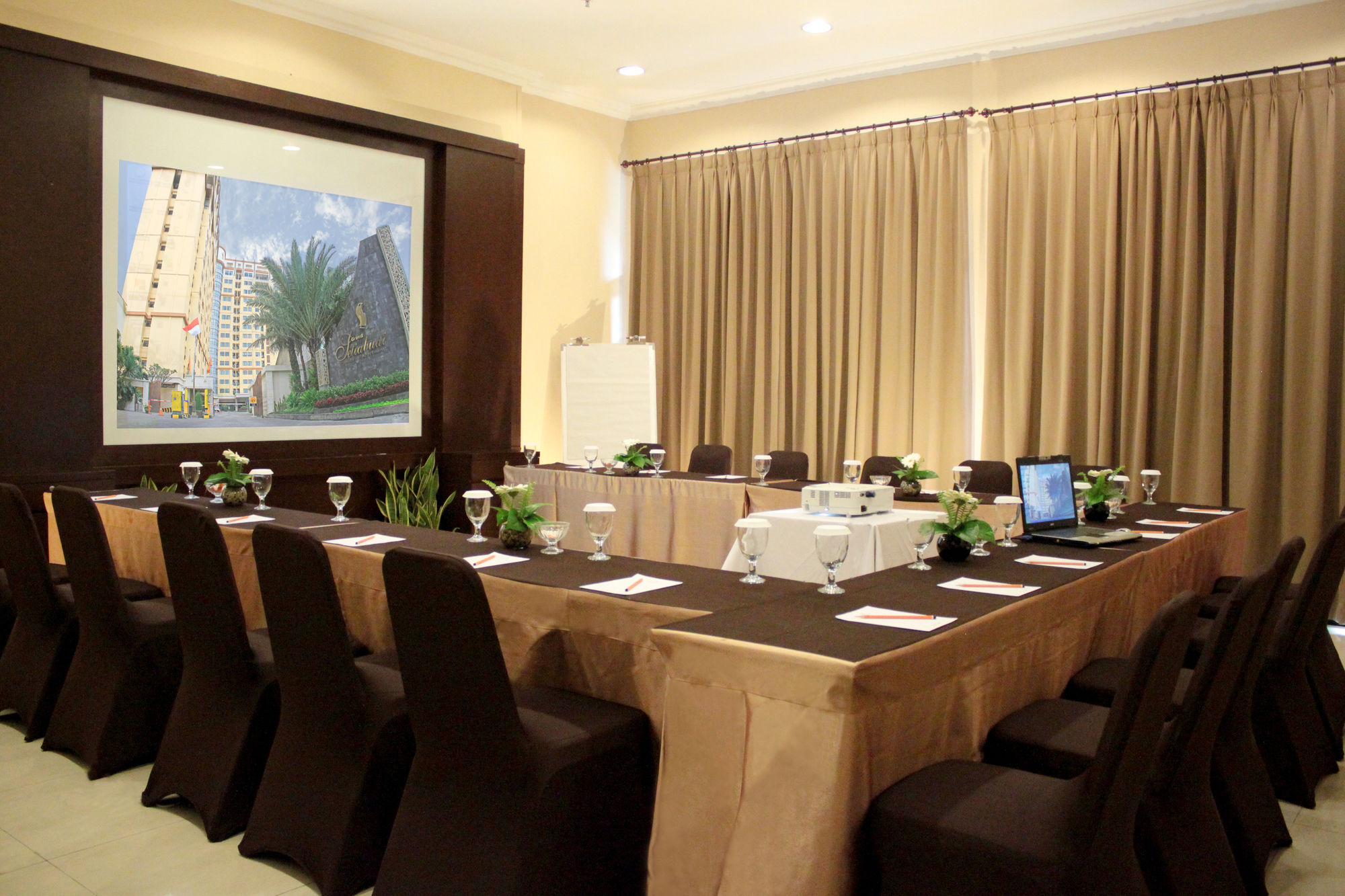 בנדונג Grand Setiabudi Hotel מראה חיצוני תמונה